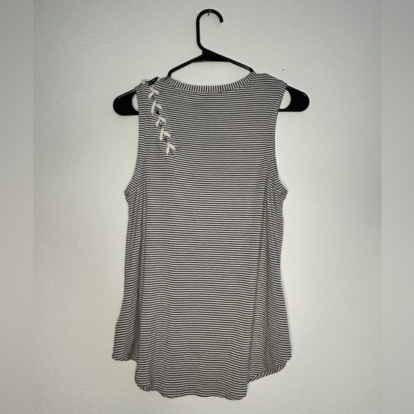 Express Black and White Striped Tank Top with Tie Up Embellishment - Picture 2 of 4
